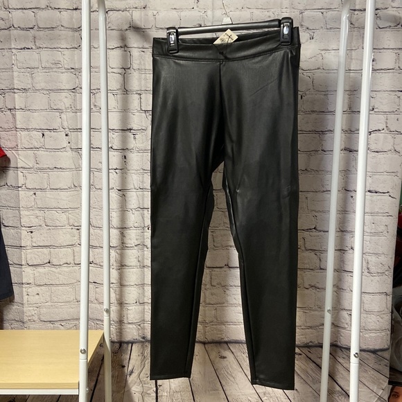 Express Petite Faux Leather Leggings - Picture 1 of 2